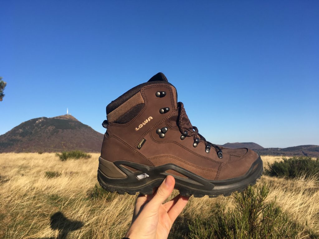 Renegade Lowa GTX chaussures de randonnée Mid avec lesquelles j'ai fait mon Saint Jacques de Compostelle sur la Camino de Norte