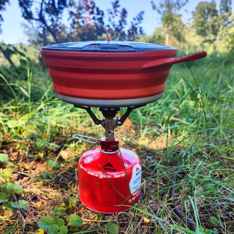 popote sur un réchaud MSR