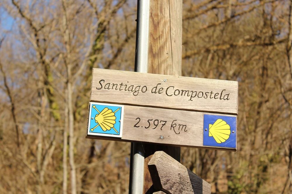 panneau direction Santiago de Compostelle
