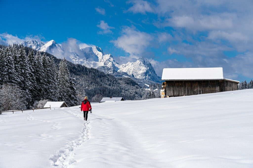 refuge de randonnée en hiver